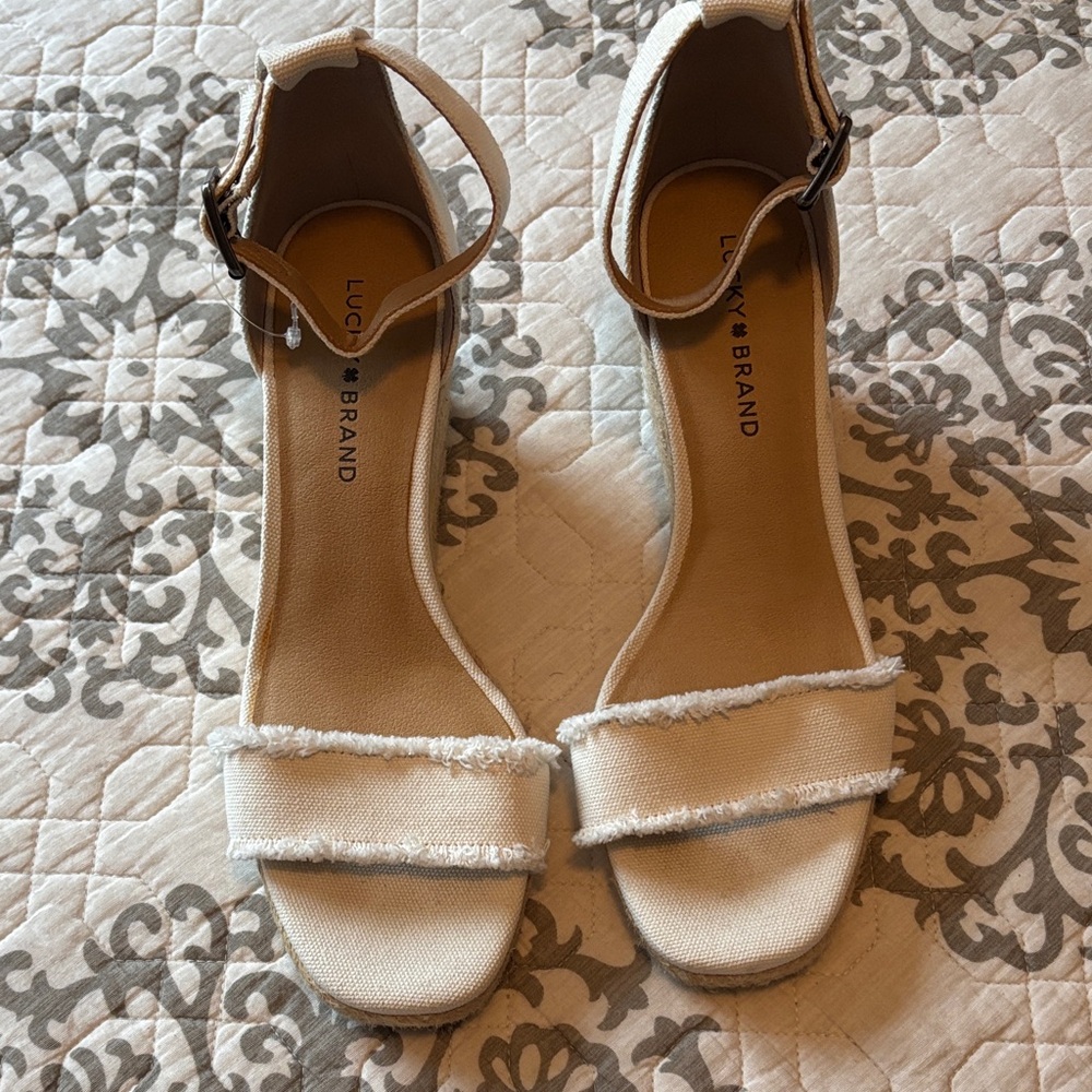 Lucky Brand Women's Wedge Sandals nwt